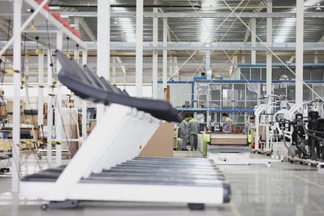 139亿产业崛起！山东小县城垄断全国70%健身器材欧美都抢着买！(图13)